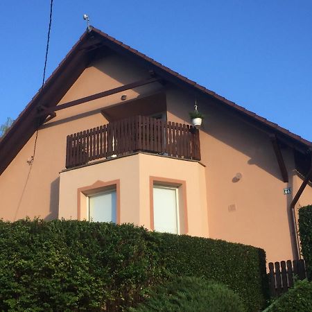 Baranya Apartman Ata Екстер'єр фото